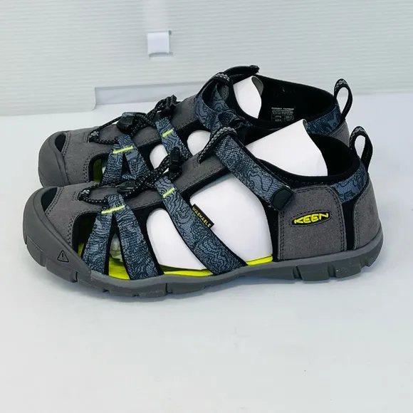 KEEN**SEACAMP II CNX**GRAY Waterproof Shoes***US 5***$80