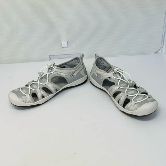 KEEN**SEACAMP II CNX**Silver Waterproof Shoes***US 6**$79