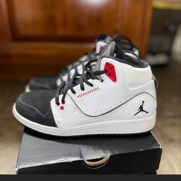 Kids Black and White Basketball Shoes