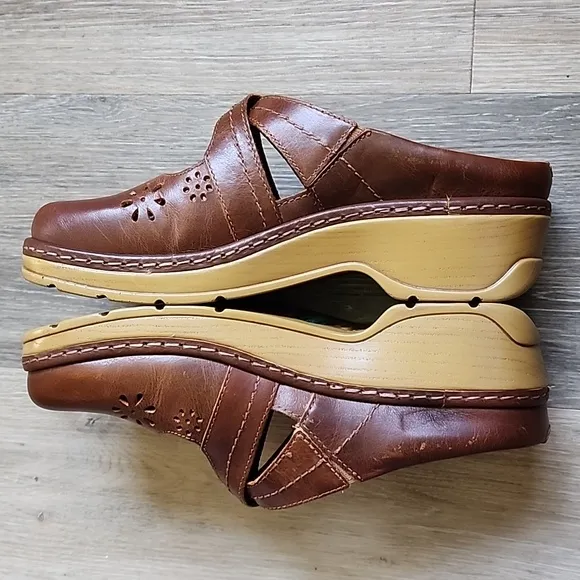Klogs Brown Leather Shoes
