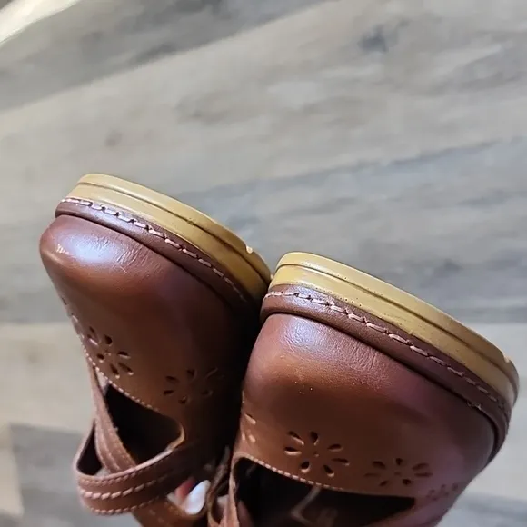 Klogs Brown Leather Shoes
