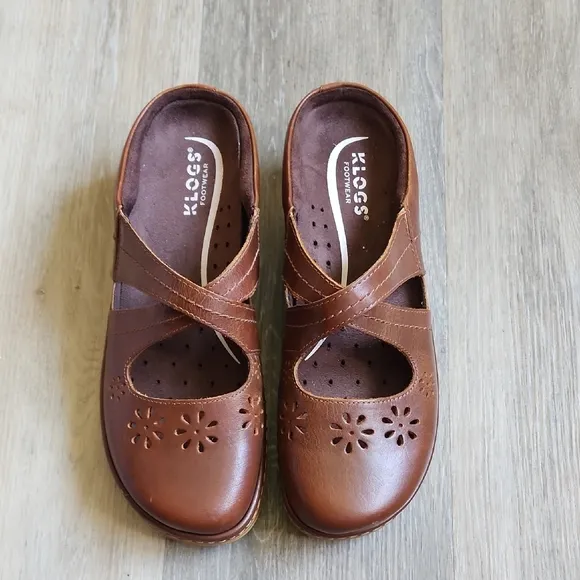 Klogs Brown Leather Shoes