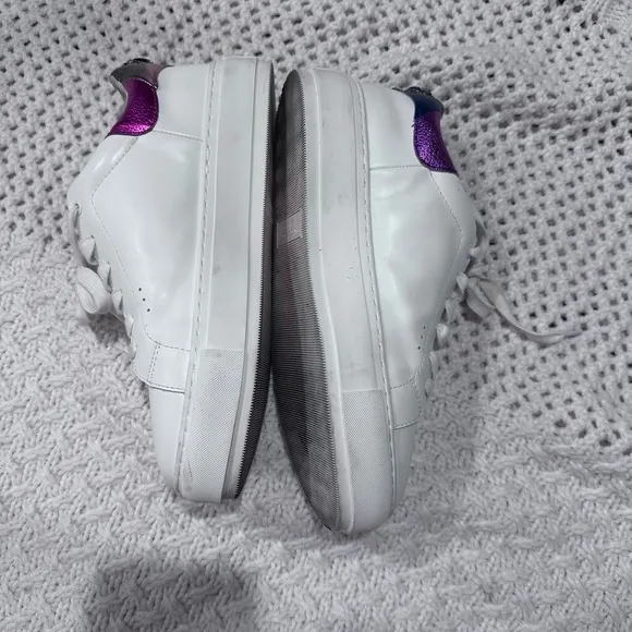 KURT GEIGER LONDON size 42  USA 10 Women's White Sneakers with Rainbow Accents