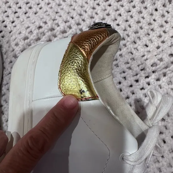 KURT GEIGER LONDON size 42  USA 10 Women's White Sneakers with Rainbow Accents