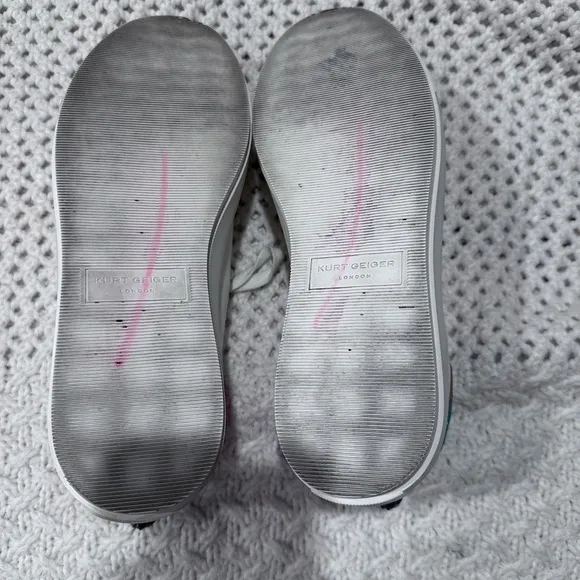 KURT GEIGER LONDON size 42  USA 10 Women's White Sneakers with Rainbow Accents