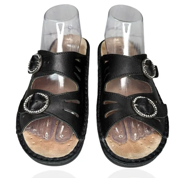 La Plume Amalfi Sandals 7.5-8 (38) Leather Rhinestone Made In Italy Slide Shoes
