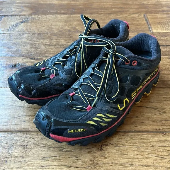 La Sportiva Helios SR Mountain Trail Running Shoes Black Yellow Mens Size 7