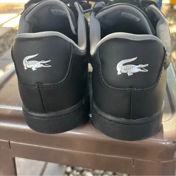 Lacoste Black Sneakers Sleek Leather Design