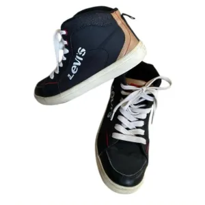Levi's Sneakers boy kids  size 5