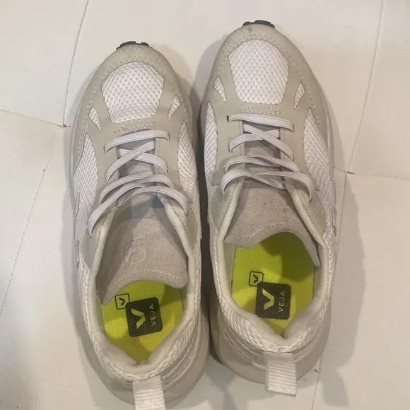 Like new white Veja tennis shoes!