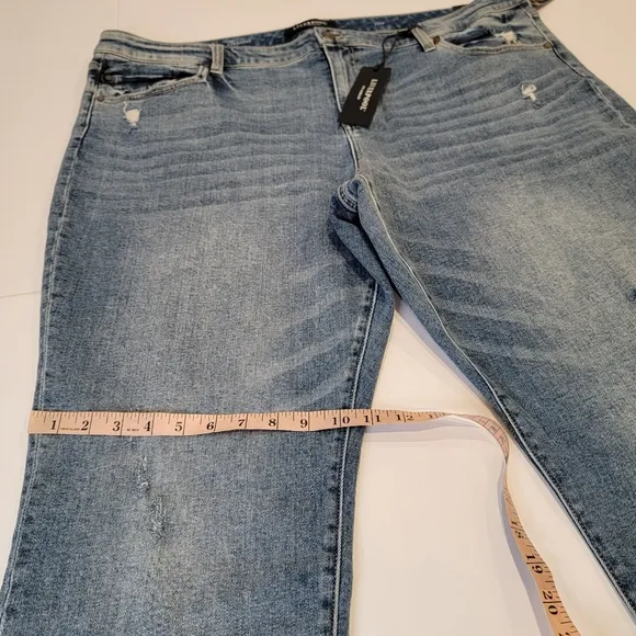 Liverpool Kenndy Crop Straight  Jeans with Destruction LM7195VH Size 22W NEW!