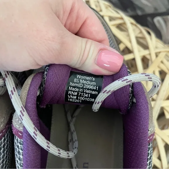 L.L.Bean Womens Trail model 4 Beige Waterproof Hiking Shoes Soze 8.5 Medium