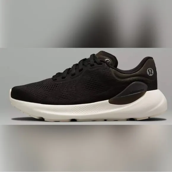 Lululemon Beyondfeel Running Shoes Size 10