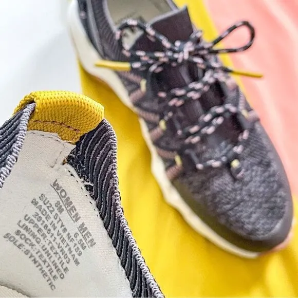 Madewell MWL field knit sneakers.
