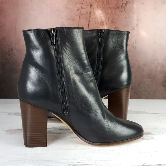Maje | NWOT Flixy Black Leather Minimalist Boho Career Wear Ankle Boots