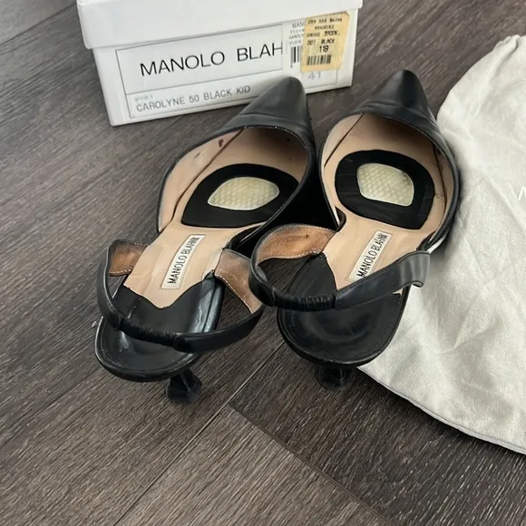 Manolo blahnik 41 Carolyne 50 black leather slingbacks