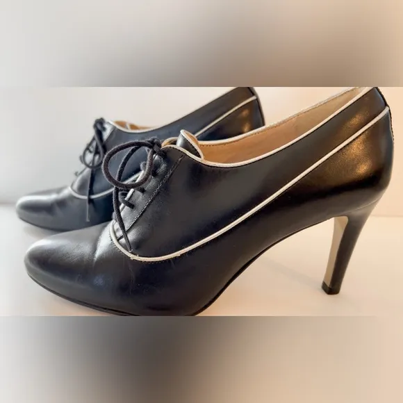 Mellow Yellow Paris Black Leather Silver Trim Oxford Heels, Sz 38 EU / 7.5 US