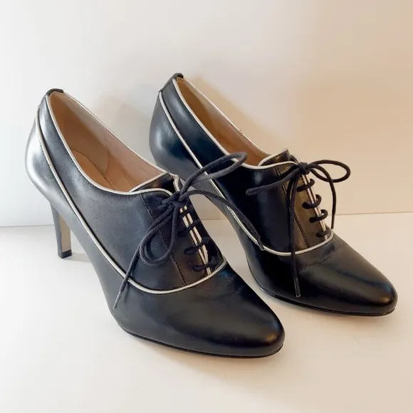 Mellow Yellow Paris Black Leather Silver Trim Oxford Heels, Sz 38 EU / 7.5 US
