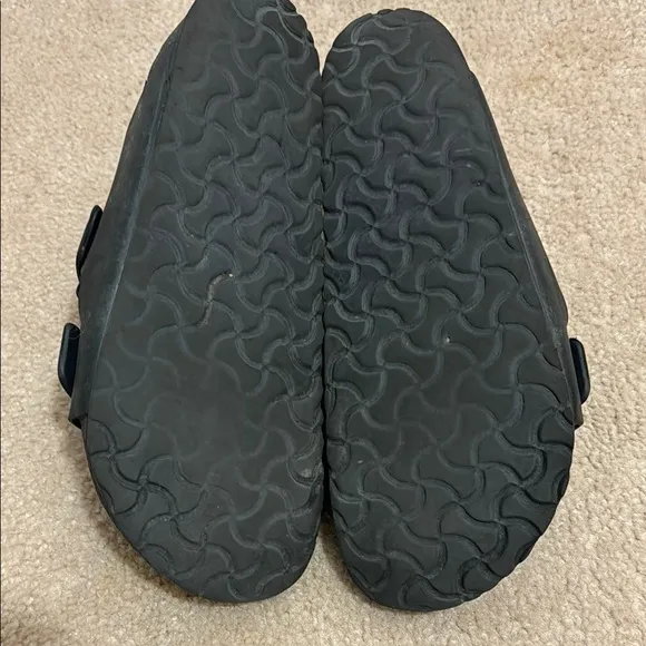 Men’s Birkenstock Black slip on sandals slides shoes Sz 10