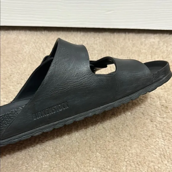 Men’s Birkenstock Black slip on sandals slides shoes Sz 10