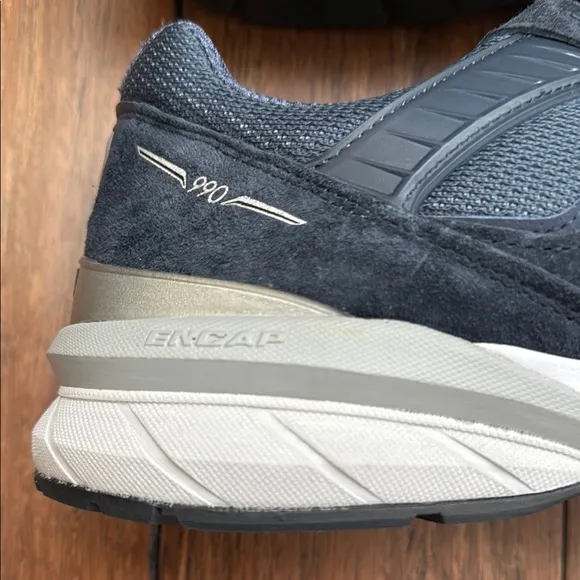 Men's Navy Athletic Shoes