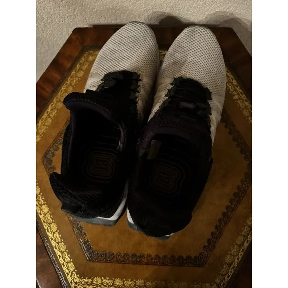 Mens Nike Shox Gravity Blck White Athletic Running Shoes Sneakers Size 11.5