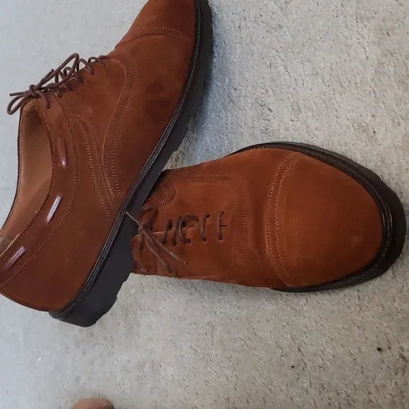 Mens suede cap-toe shoes
