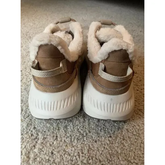 MENS US SIZE 10.5 UGG V2 REMIX HERITAGE SNEAKER CHESTNUT NUBUCK WATERPROOF SHOES