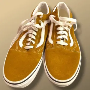 Men’s VANS OFF THE WALL Rust Brown Suede/Canvas Skateboard Sneakers Like New
