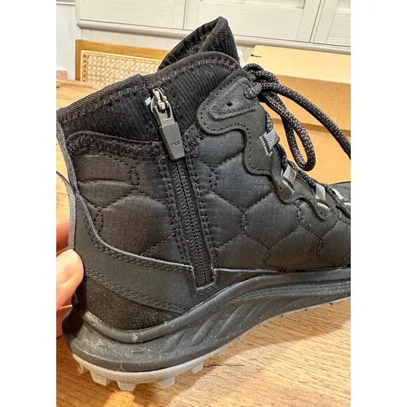 Merrell Antora 3 Thermo Mid Zip Boots Black Waterproof 6.5 NIB Versatile Winter