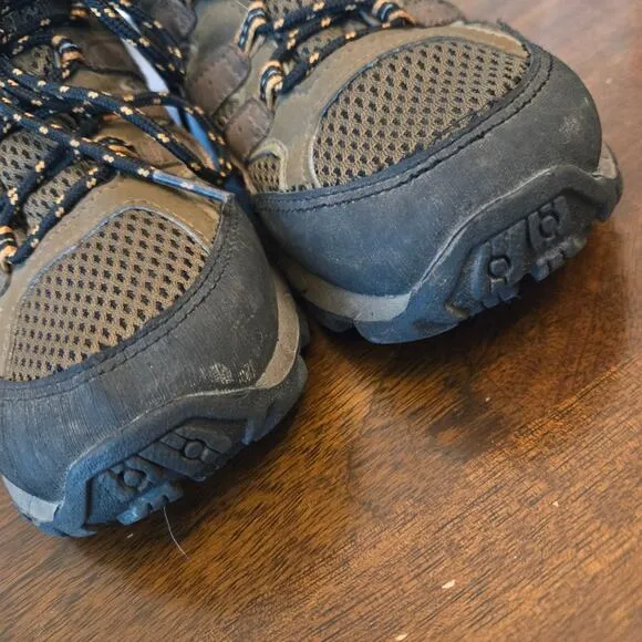 Merrell Boys Moab 2 Mid Waterproof Hiking Shoes Brown Black Size 5