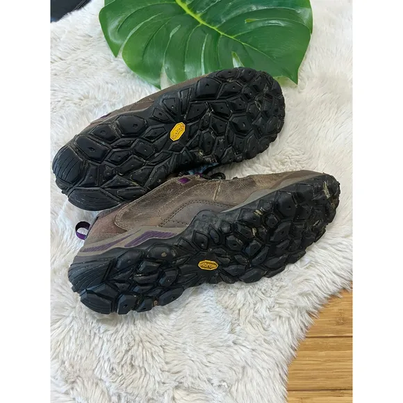 MERRELL Women Hiking Waterproof Shoes size 9.5