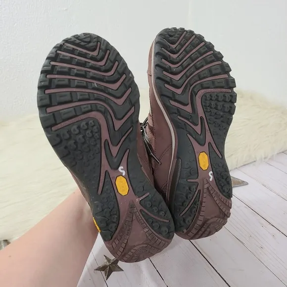 Merrell Women's Siren Sport 3 hiking shoes Waterproof Marron dark pink size 8