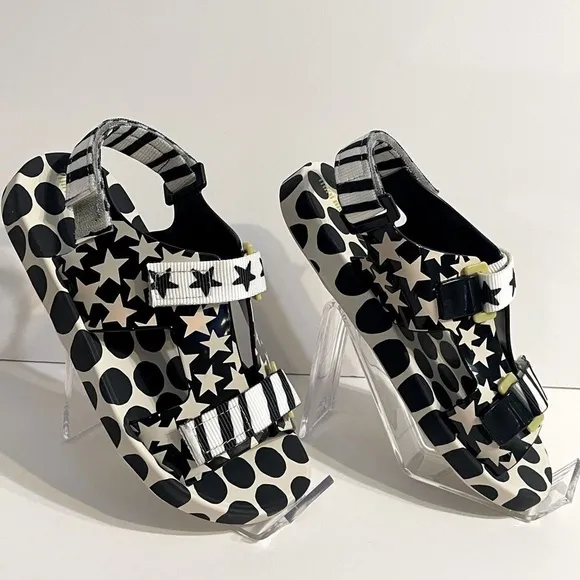 Mini Melissa   Fábula Ping Pong Casual Sandals heel straps. Girls shoes stars