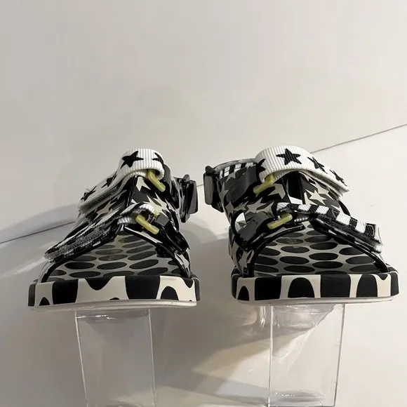 Mini Melissa   Fábula Ping Pong Casual Sandals heel straps. Girls shoes stars