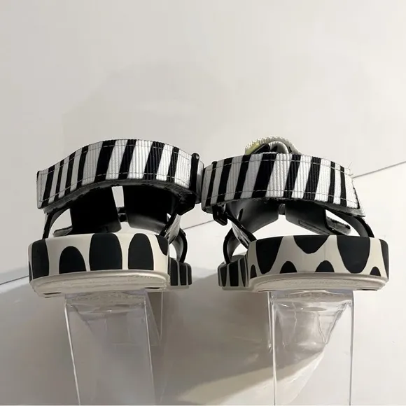 Mini Melissa   Fábula Ping Pong Casual Sandals heel straps. Girls shoes stars