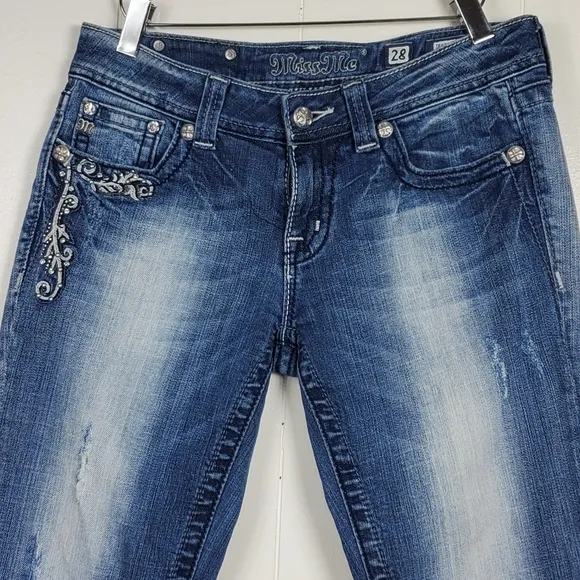 Miss Me embroidered studded rhinestone cropped jeans JE34GC4 size 28