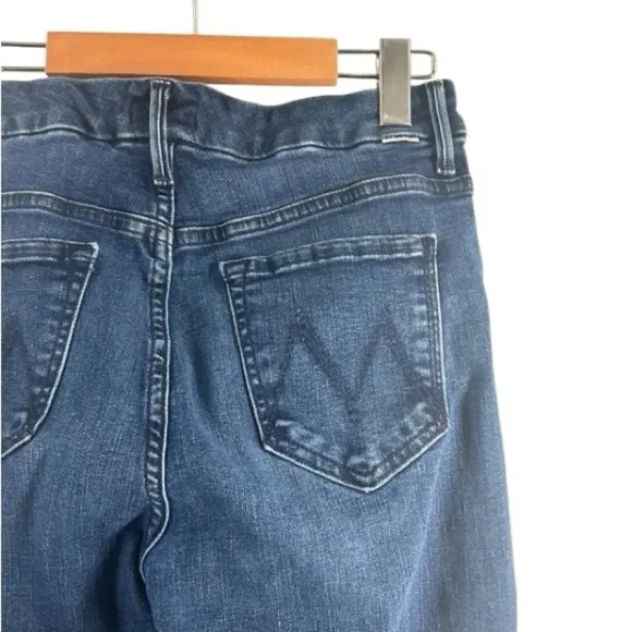 Mother Medium Wash Denim Blue High Rise Skiny Jeans in 5 Pocket Size 28