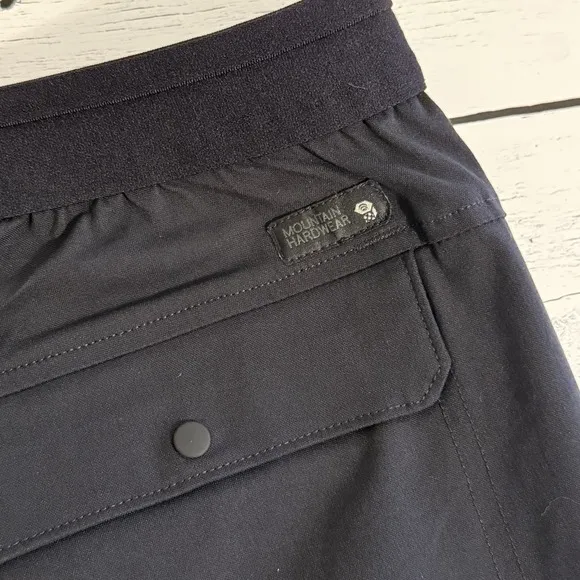 Mountain Hardwear AP Scrambler Pants Men 36x32 Black Hiking Pants Stretch OM0326