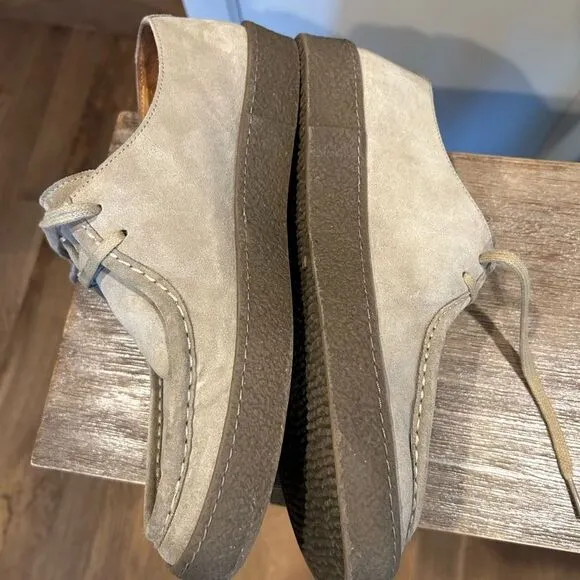 Mr P regenerated Chukka Boots size 8 taupe
