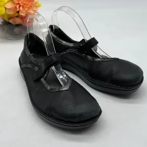 NAOT Black Leather Maryjane Loafer Size 10. BLO2878A