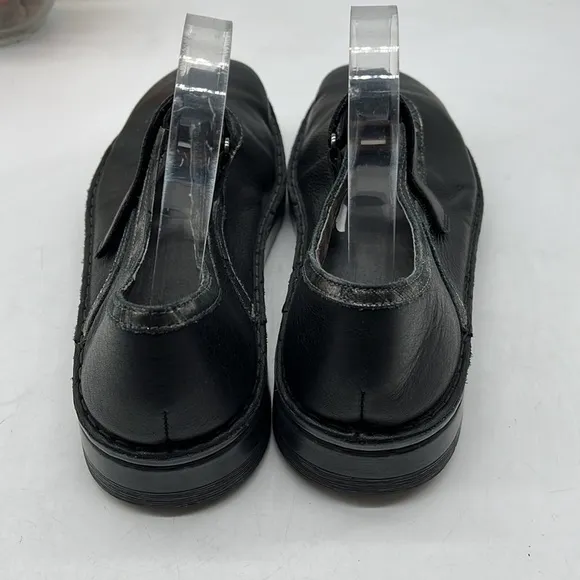 NAOT Black Leather Maryjane Loafer Size 10. BLO2878A