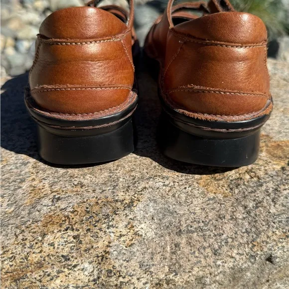 Naot Latte Brown Leather Mary Jane Shoes
