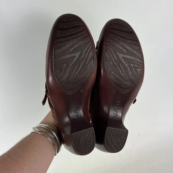 Naot tan brown leather minimalist clog backless heeled mules women’s size 8