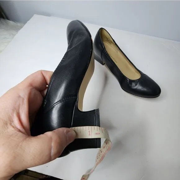 Naturalizer Women's Pump Size 5.5 Wide Low Block Heel Black Leather