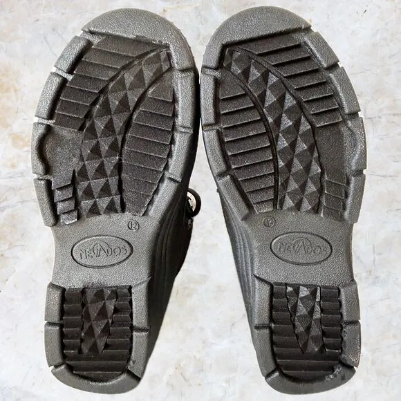 Nevados Glacier Black Waterproof Thermolite Lace-Up Hiking Boots - Mens 12M