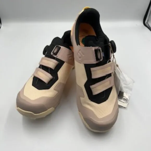 NEW Adidas 5.10 Kestrel BOA Womens 7.5 Mountain Biking Shoes Sand Strata Tan NWT