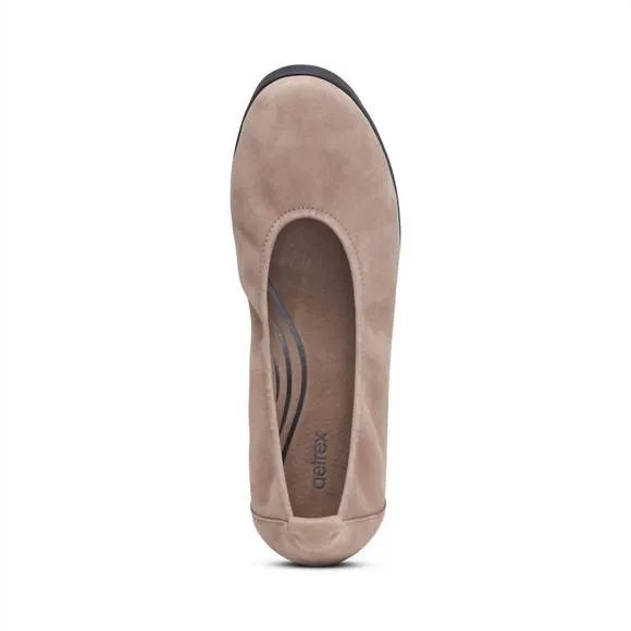 NEW AETREX women's brianna ballet flat shoes in taupe