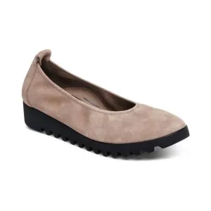 NEW AETREX women's brianna ballet flat shoes in taupe