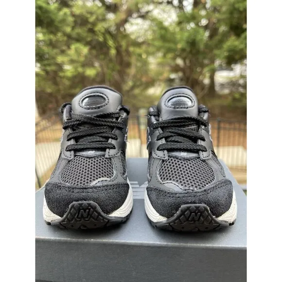New Balance 2002R Black Phantom IC2002BK Size 6C Pre School Boys Shoes